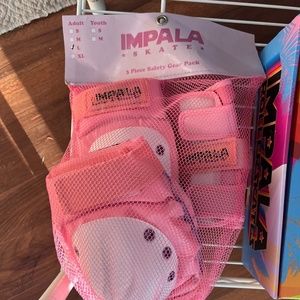 NWT Impala Protective Set - Pink - ADULT L